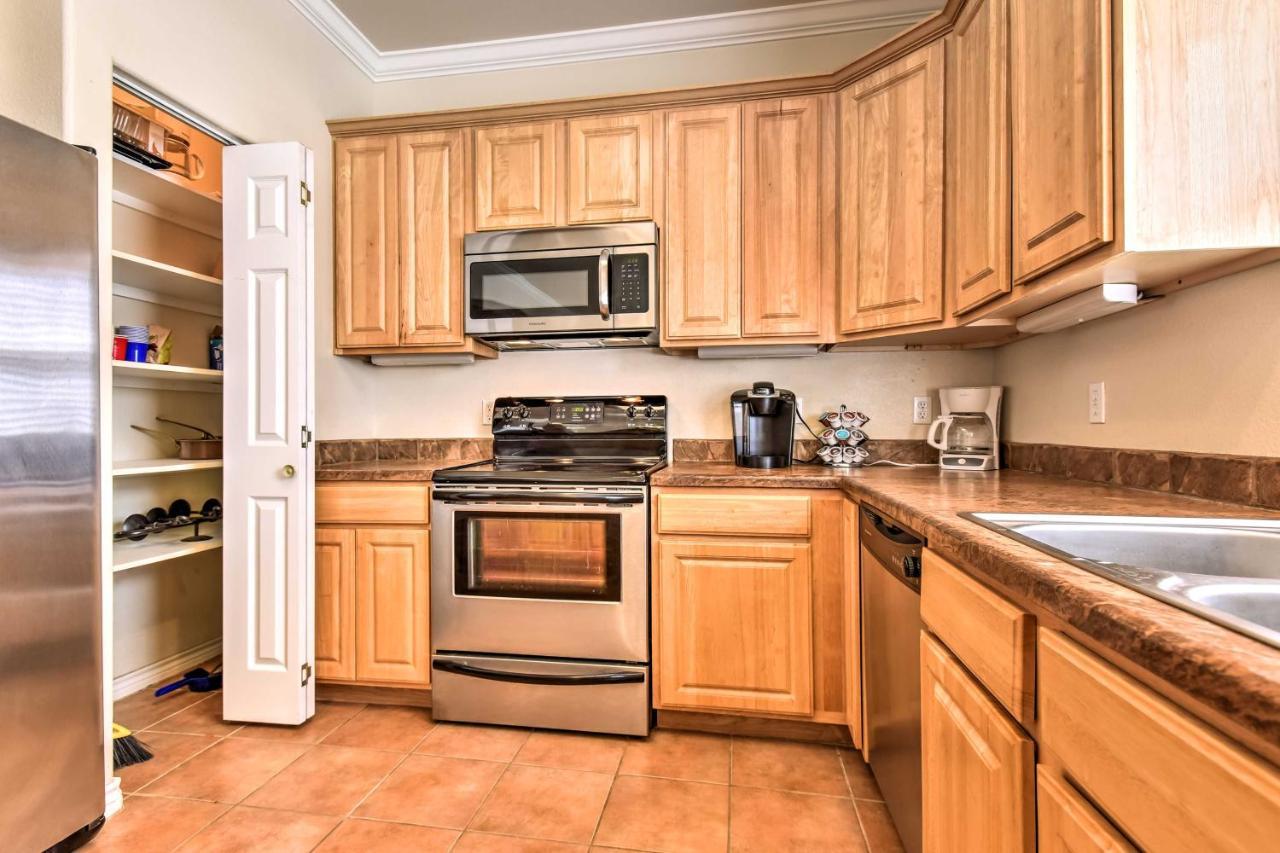 Waterfront Corpus Christi Townhome With Pool And Dock! Buitenkant foto