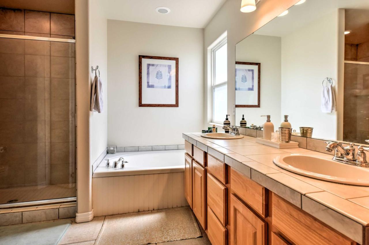 Waterfront Corpus Christi Townhome With Pool And Dock! Buitenkant foto