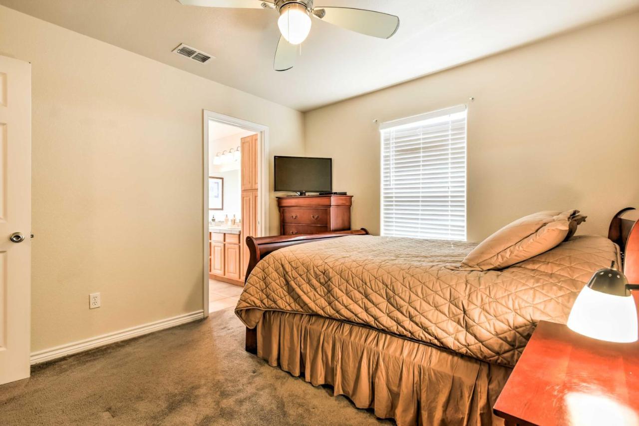 Waterfront Corpus Christi Townhome With Pool And Dock! Buitenkant foto